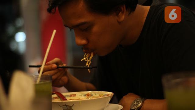 Ketahui Apa Saja yang Menyebabkan Mengantuk Setelah Makan dan Tips Mencegahnya? (Foto: Aditya Eka Prawira/Liputan6.com)