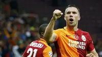 Lukas Podolski hijrah ke Galatasaray dari Arsenal tahun 2015. Podolski berhasil menciptakan 17 gol dan 10 assist dalam 43 pertandingan. (www.squawka.com)