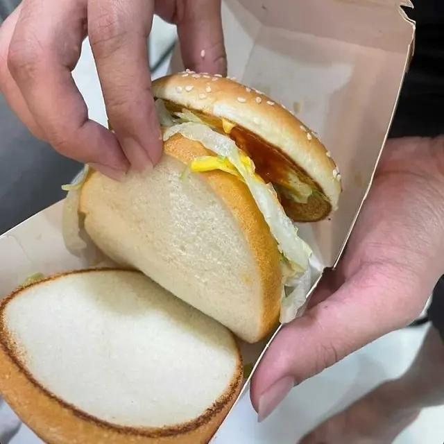 6 Potret Burger Tak Sesuai Ekspektasi Pesanan Ini Bikin Pembeli Kecewa