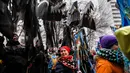 Para pelajar berpartisipasi dalam perayaan Maslenitsa di Moskow tengah, Rusia, pada 27 Februari 2020. Maslenitsa adalah hari libur tradisional di Rusia untuk merayakan awal musim semi. (Xinhua/Maxim Chernavsky)