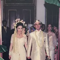 Ersa Mayori dan Otto Djauhari menikah pada 14 Desember 2003. [Foto: Instagram/ersamayori]