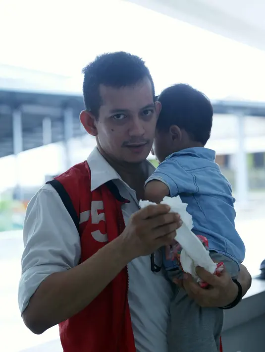 Seperti diketahui, Jupiter Fortissimo ditangkap oleh pihak kepolisian Metro Taman Sari Selasa (10/5/2016). Ditemukan dengan barang bukti empat paket sabu. (Nurwahyunan/Bintang.com)