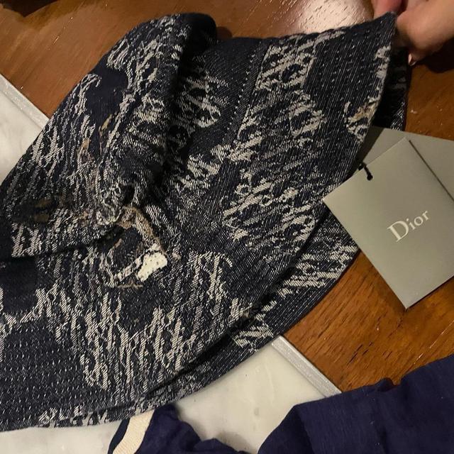 7 Potret Baju Branded Anak Rachel Vennya Dimakan Rayap, Ditaksir Jutaan Rupiah