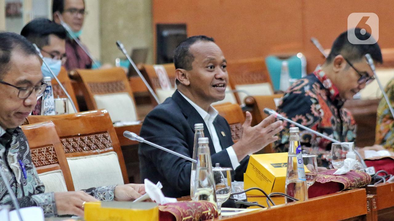 Menteri Bahlil Bahas Kinerja Kementerian Investasi/BKPM Bersama Komisi VI DPR