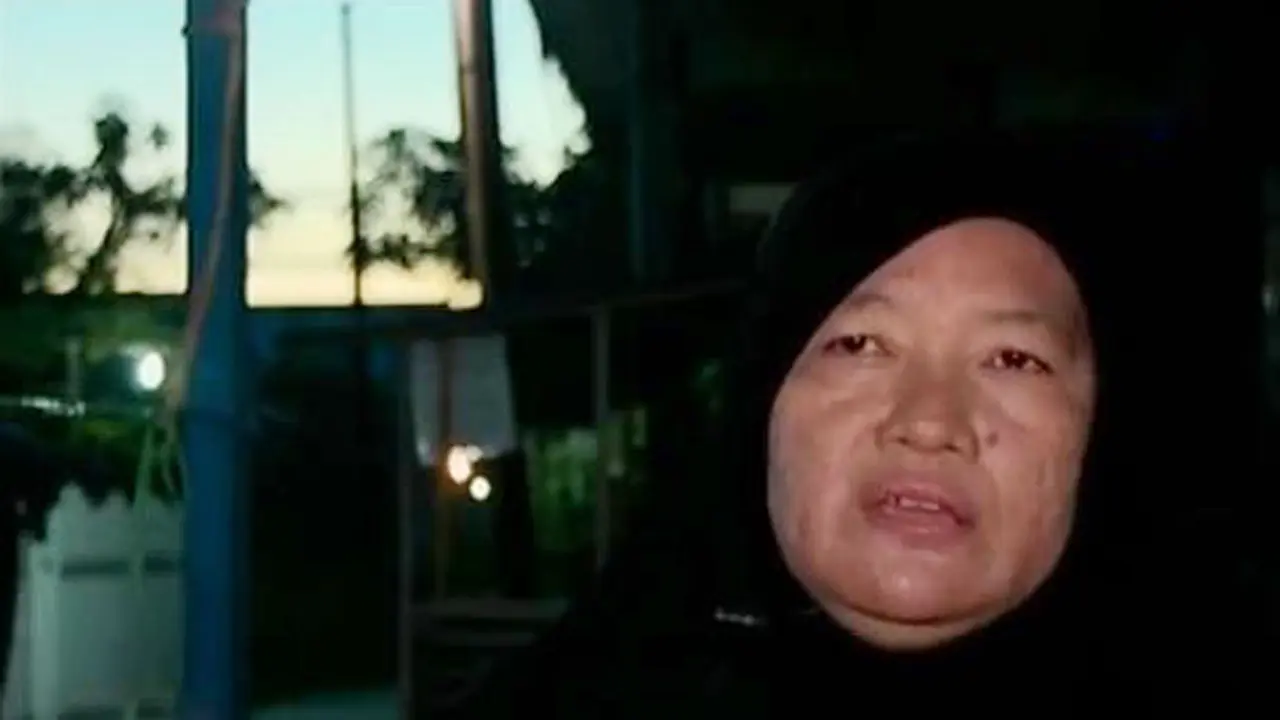 Nenek Penjaga Malam 
