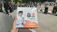 Nasi kotak bergambar politikus PKS