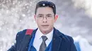 <p>Dengan kotak penyimpan darah yang tersampir di bahu mereka, kedua karakter menunjukkan ekspresi sebelum mereka berlari cepat menerjang hujan salju. Penonton penasaran, bagaimana keduanya menghadapi kondisi darurat tersebut? (Foto: Instagram/ sbsdrama.official via Soompi)</p>