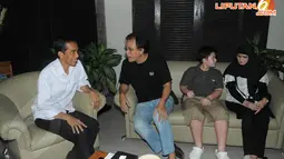 [FOTO] Beginilah Suasana Keakraban Jokowi dan Iwan Fals