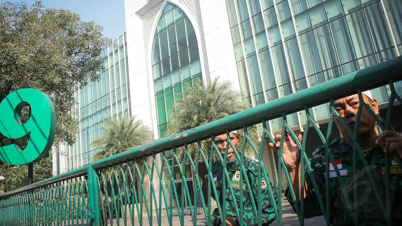Kantor DPP PPP Diduduki Pasukan Berpakaian Loreng