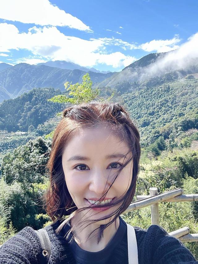 7 Potret Terbaru Ruby Lin Pemain Putri Huan Zhu, Bak ABG di Usia 47 Tahun