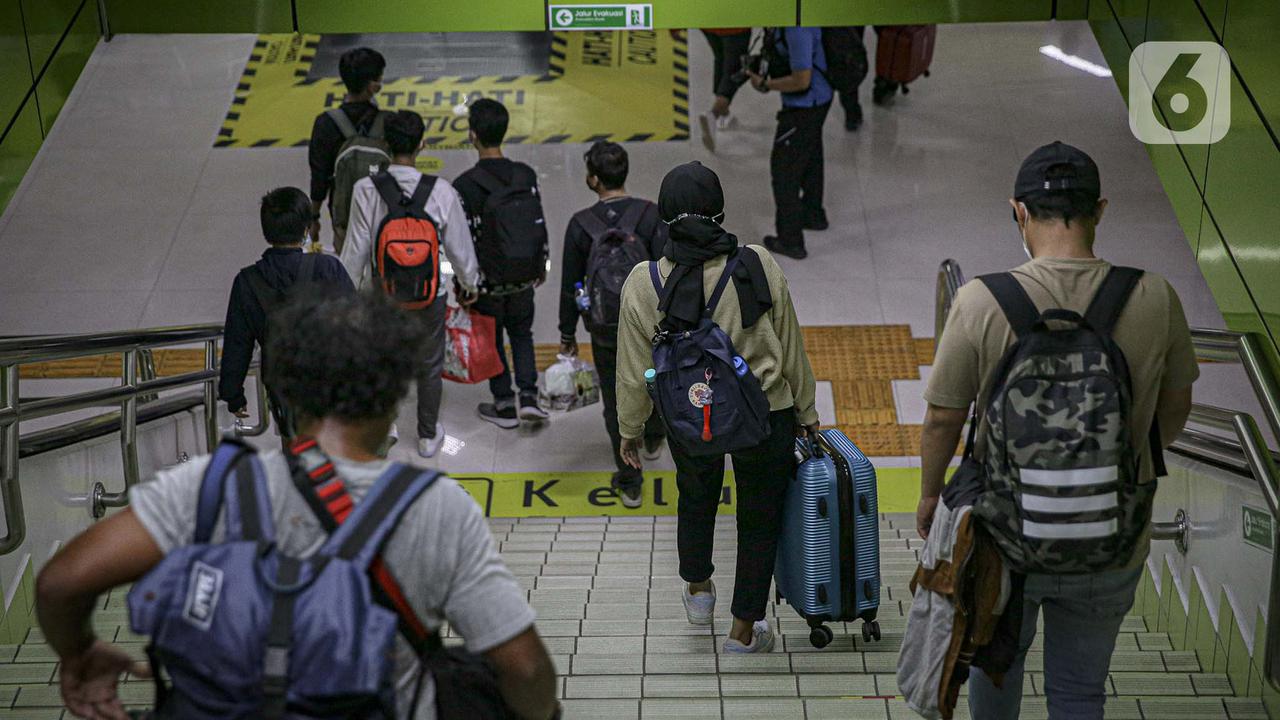 Arus Balik Mudik Kereta Api