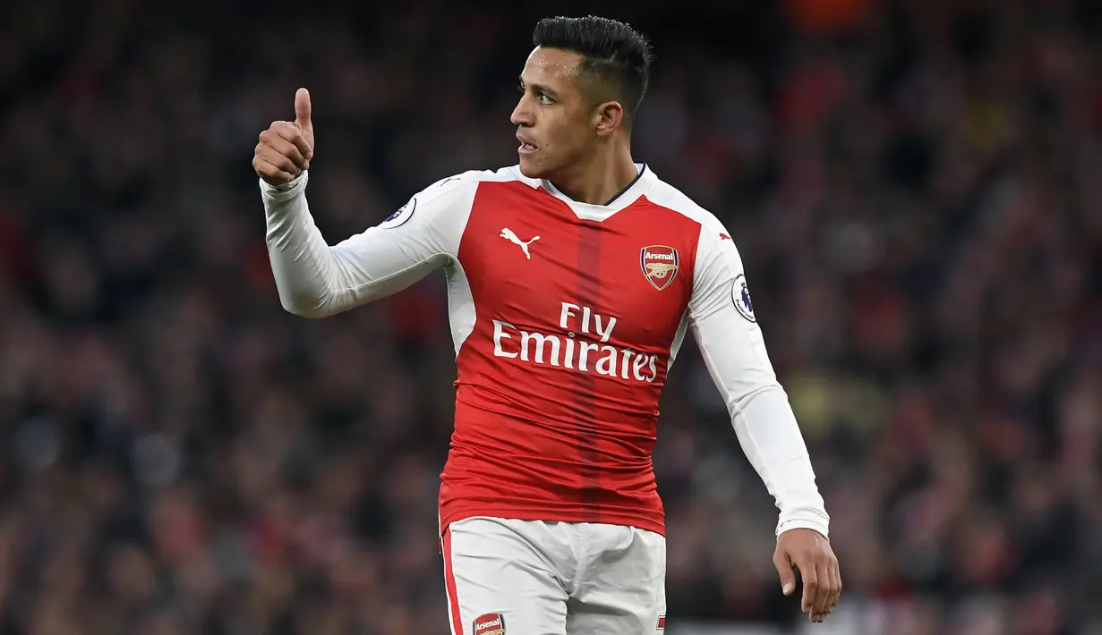7. Alexis Sanchez – Pemain berjuluk El Nino Maravilla ini pernah dilatih Guardiola di Barcelona pada 2011-2014. Meski sempat dikabarkan akan reuni dengan Pep di Manchester City, pria Cile itu malah merapatke Old Trafford. (EPA/Will Oliver)