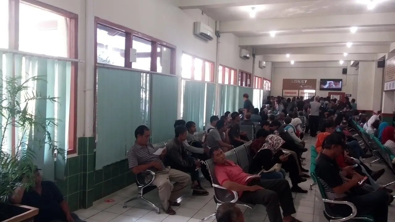 Gara-Gara ini, Ribuan orang di Yogyakarta Satroni Kantor Samsat