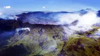 Kaldera Gunung Tambora (Wikipedia)