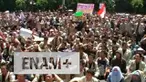 Puluhan Ribu Mahasiswa melakukan aksi unjuk rasa, di Kampus UGM Jogjakarta saat Hari Pendidikan Nasional.
