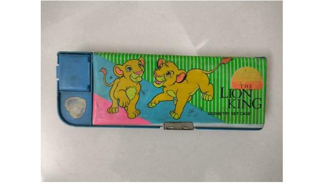 6 Potret Alat Tulis Sekolah Era 90-an yang Kini Tinggal Kenangan, Bikin Nostalgia