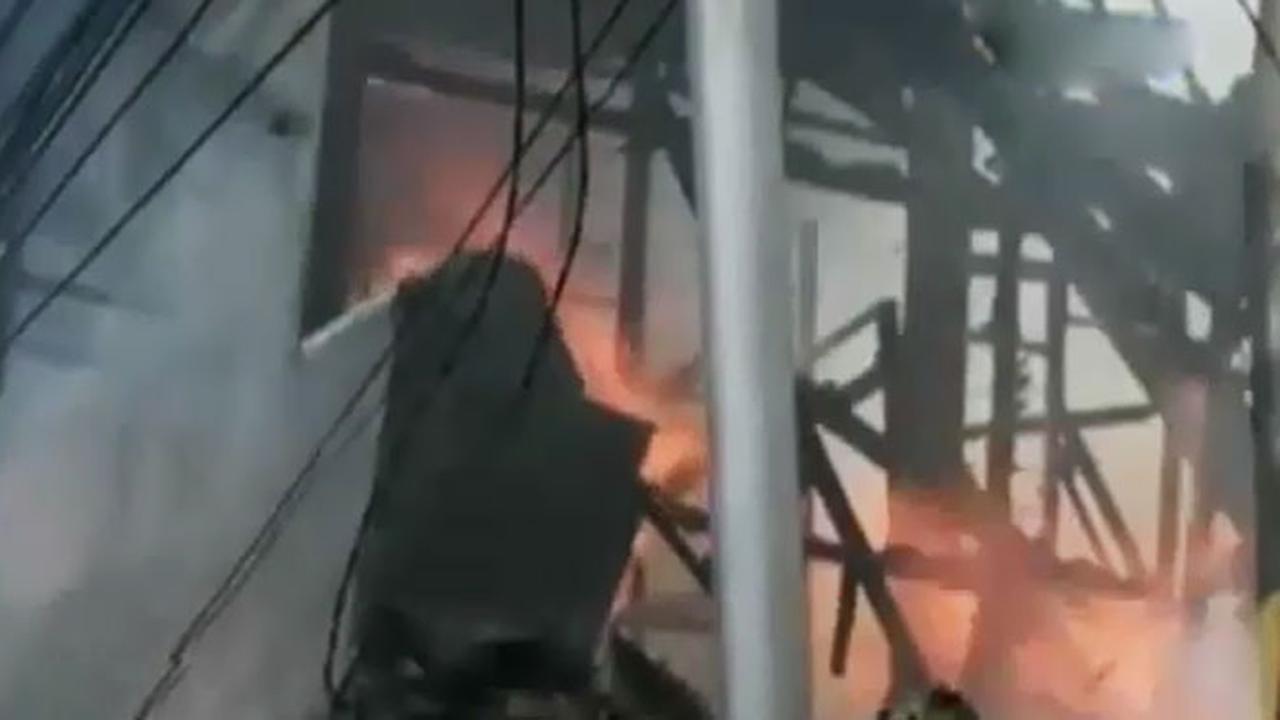 Kebakaran-Warung-Makan