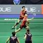 Ganda campuran Indonesia Tontowi Ahmad/Liliyana Natsir gagal ke final Singapore Open Super Series 2016 setelah dikalahkan pasangan Korea, Ko Sung Hyun/Kim Ha Na, Sabtu (16/4/2016). (Liputan6.com/Humas PP PBSI)