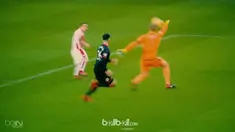 Berita video penyelamatan-penyelamatan terbaik yang terjadi pada pekan ke-24 Premier League 2017-2018. This video presented by BallBall.