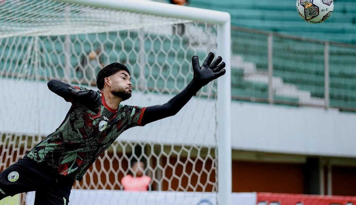 Penjaga gawang PSS Sleman asal Filipina, Anthony Pinthus. (Bola.com/Dok PSS)