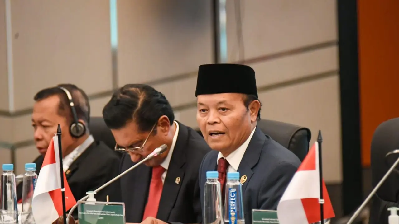 Anggota DPR sekaligus Wakil Ketua MPR RI dari Fraksi PKS, Hidayat Nur Wahid (HNW) mendukung kecaman Menlu RI atas pernyataan menteri Israel soal usulan pengusiran warga Gaza. (Dok PKS)