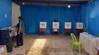 Suasana TPS 06 di Kelurahan Sukun, Kota Malang saat proses pencoblosan Pilkada Serentak 2024 pada 27 November 2024 (Liputan6.com/Zainul Arifin)