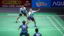 Pertandingan antara pebulu tangkis ganda putra Indonesia, Sabar Karyaman Gutama/Moh Reza Pahlevi melawan pasangan Chinese Taipei, Lee Jhe-Huei/Yang Po-Hsuan pada babak perempat final Indonesia Open 2024 di Istora Senayan, Jakarta, Sabtu (07/06/2024). (Bola.com/Bagaskara Lazuardi)