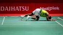 <p>Ekspresi kecewa pebulu tangkis tunggal putra Indonesia, Alwi Farhan setelah gagal mengembalikan kok ke arah wakil Korea Selatan, Jeon Hyeok-jin pada babak kualifikasi Indonesia Masters 2025 yang berlangsung di Istora Senayan, Jakarta, Selasa (21/01/2025). Alwi kalah dengan skor 21-15, 20-22, 18-21. (Bola.com/Bagaskara Lazuardi)</p>