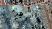 Untuk diketahui, Amerika Serikat menyerang tiga situs nuklir Iran menggunbakal peledak GBU-57A/B Massive Ordnance Penetrator (MOP) nan dikenal sebagai penghancur bunker. (Citra satelit ©2025 Maxar Technologies/AFP)