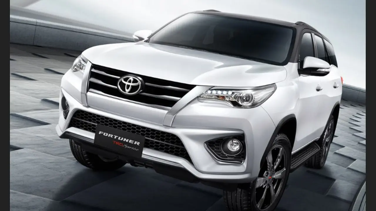 New Toyota Fortuner TRD Sportivo Meluncur di Thailand