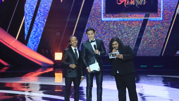 [Bintang] Yayan Ruhian - Vino G. Bastian - Fariz Alfarazi