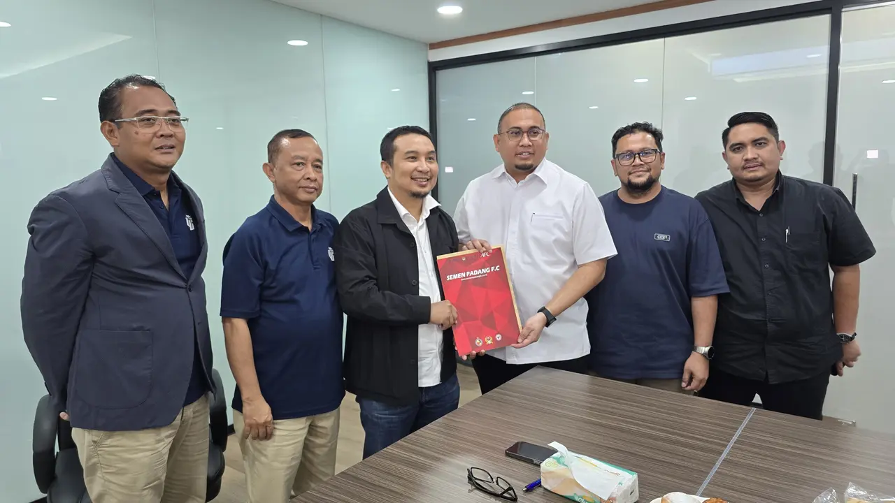 Persaingan Papan Bawah Sengit, Semen Padang Minta Wasit Asing di Sisa BRI Liga 1 2024/2025