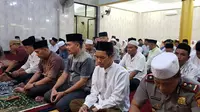 Para polisi santri yang diserahi tugas bersafari Ramadan itu sudah dibekali pengetahuan agama. (Liputan6.com/Eka Hakim)