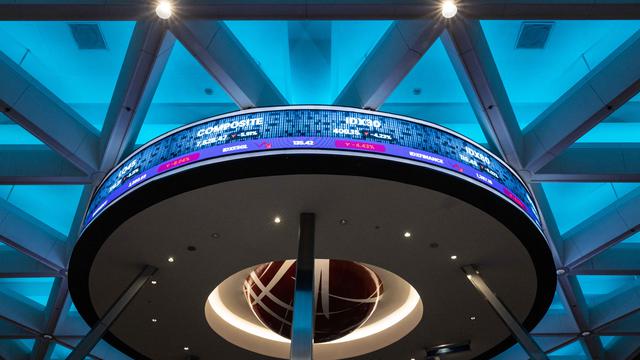 Sempat Terseok hingga Kena Trading Halt, IHSG Sedikit Membaik pada Penutupan Perdagangan Hari Ini