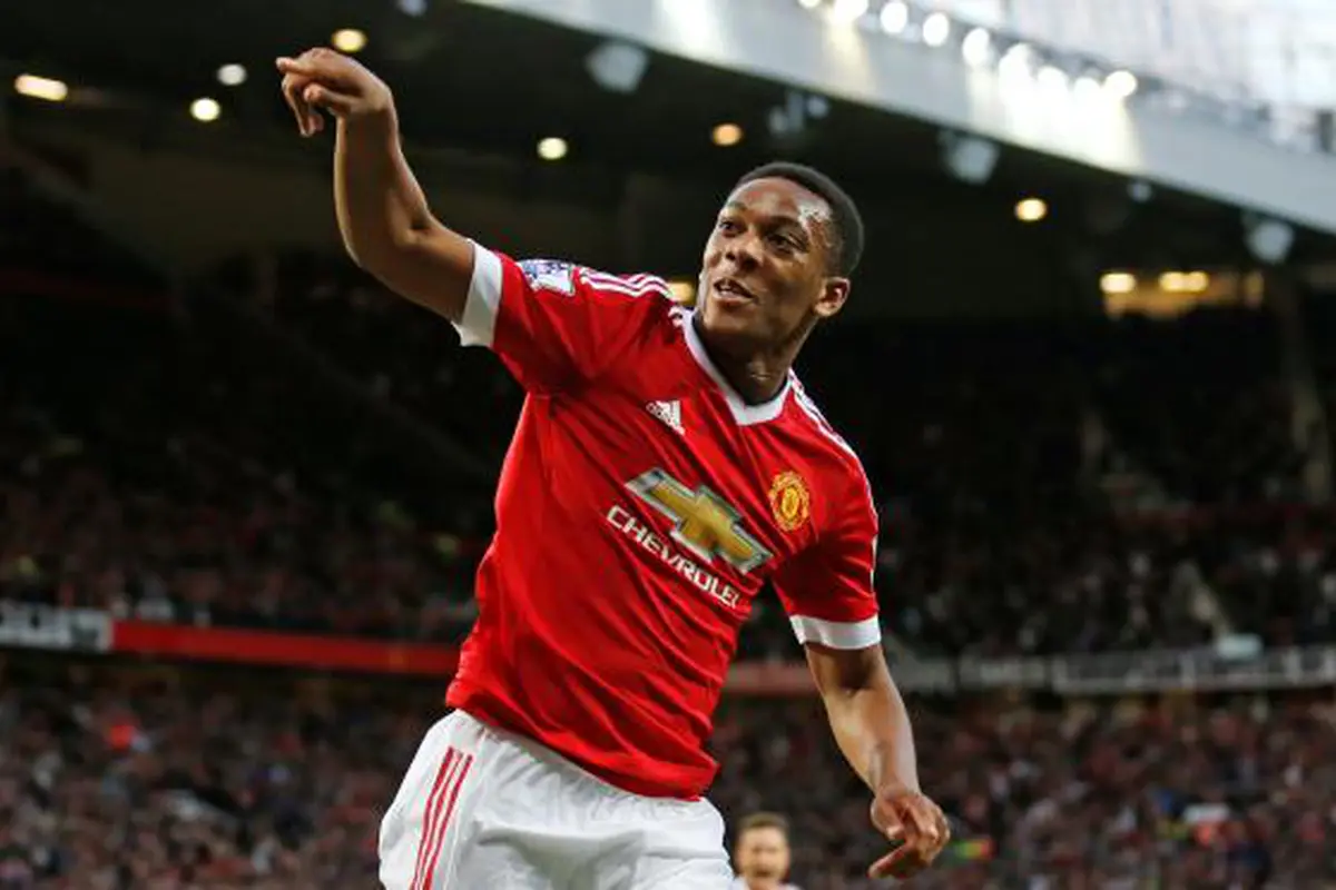 Anthony Martial Pemain Terbaik Premier League September 2015