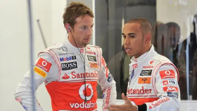 Jenson Button dan Lewis Hamilton