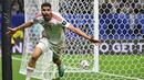 Uni Emirat Arab unggul lebih dulu pada menit ke-23 melalui gol sundulan Sultan Adil. (HECTOR RETAMAL/AFP)