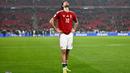 Dominik Szoboszlai awalnya meledek lawan dengan melakukan gestur menangis saat Hungaria unggul 2-1 atas Irlandia di Kualifikasi Piala Dunia. (AP Photo/Denes Erdos)