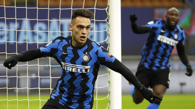 FOTO: Inter Milan Gusur AC Milan dari Puncak Klasemen Usai Taklukkan Lazio