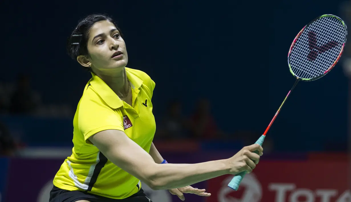 Pesona Ashwini Ponnappa pebulutangkis India saat tampil pada Indonesia Open 2019 di Istora Senayan, Jakarta, Rabu (17/7/2019). (Bola.com/Peksi Cahyo)