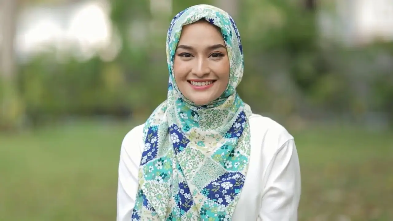Manis dan Segar, Hijab Praktis untuk Piknik Saat Libur Lebaran