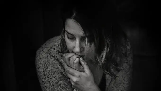 [Bintang] Baper Parah Bikin 3 Zodiak ini Drama Banget Saaat Putus Cinta