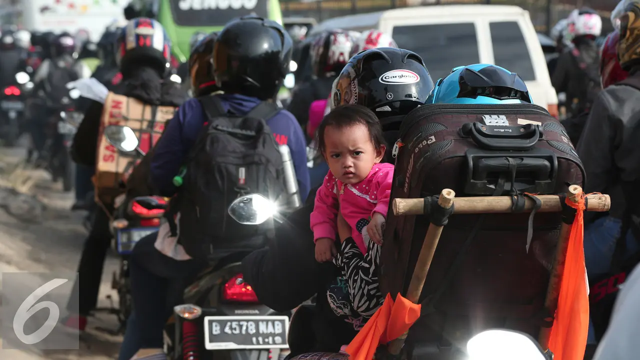 20150715-Pemudik Motor di Pantura-Jabar