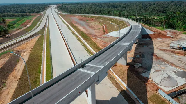 PT Hutama Karya (Persero) memproyeksikan pembangunan ruas Jalan Tol Trans Sumatera (JTTS) ruas Jalan Tol Indrapura-Kisaran sepanjang 47,75 km rampung sesuai target di tahun ini. (Dok Hutama Karya)