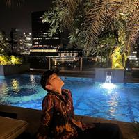 6 Gaya Idol K-pop Percaya Diri Berbatik, dari Anggota NCT hingga Super Junior