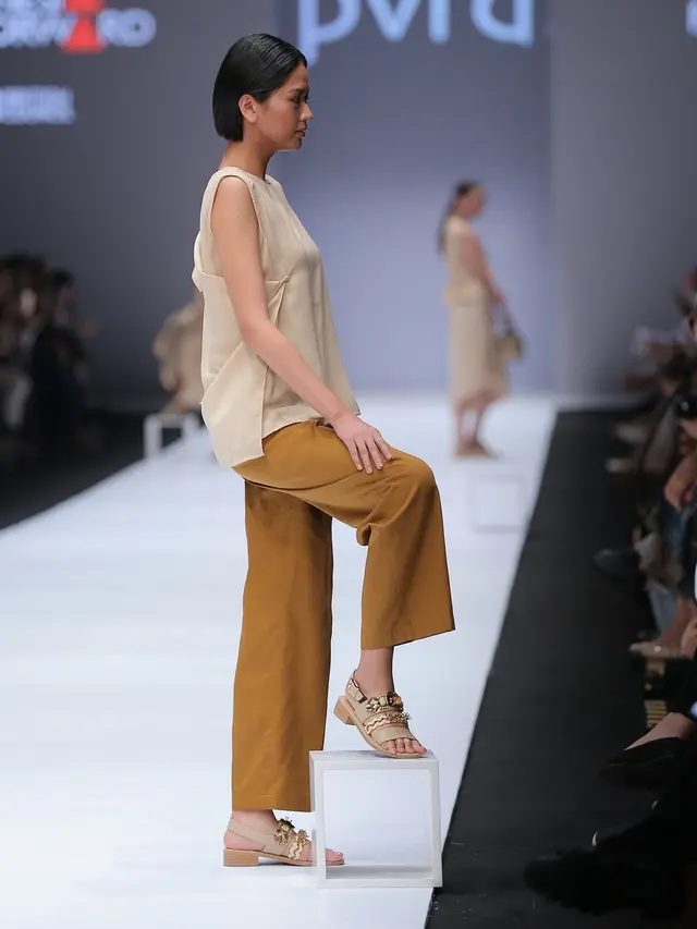 Indonesia Fashion Forward (IFF) PVRA / Photo by Deki Prayoga - FIMELA.com