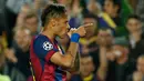 Penyerang Barcelona, Neymar merayakan selebrasi usai mencetak gol ke gawang PSG di leg kedua 8 besar Liga Champions di Stadion Nou Camp, Spanyol, Rabu (22/4/2015). Barcelona menang 2-0 atas Paris Saint Germain. (Reuters/Albert Gea)
