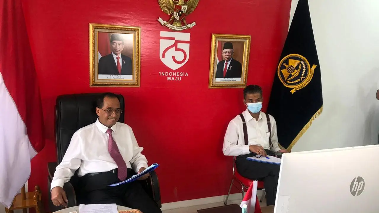Menteri Perhubungan Budi Karya Sumadi mengadakan pertemuan secara virtual dengan Menteri Transportasi Singapura, Ong Ye Kung. (Foto: Kemenhub)
