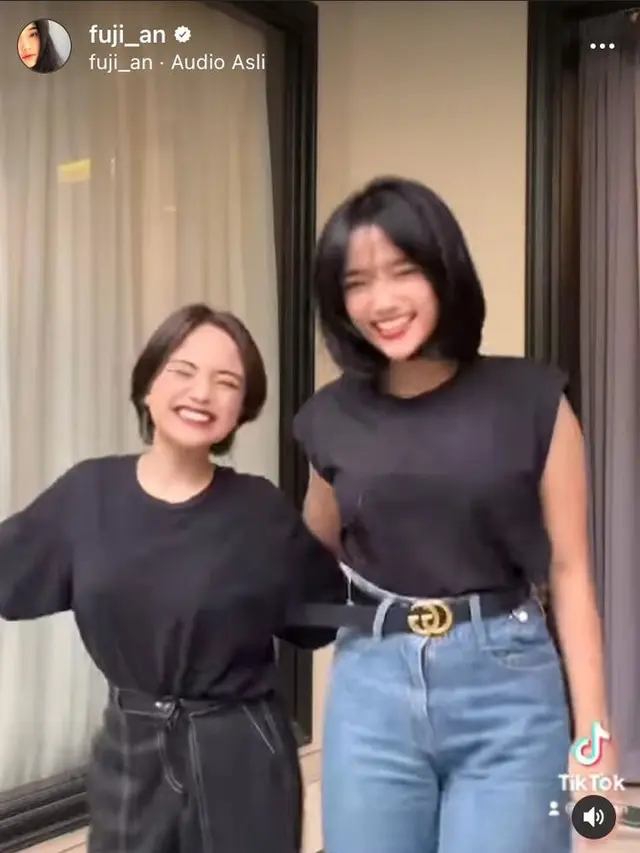 Disebut Kembar, Ini 6 Momen Pertemuan Fuji dan Jeje Gadis Viral di TikTok