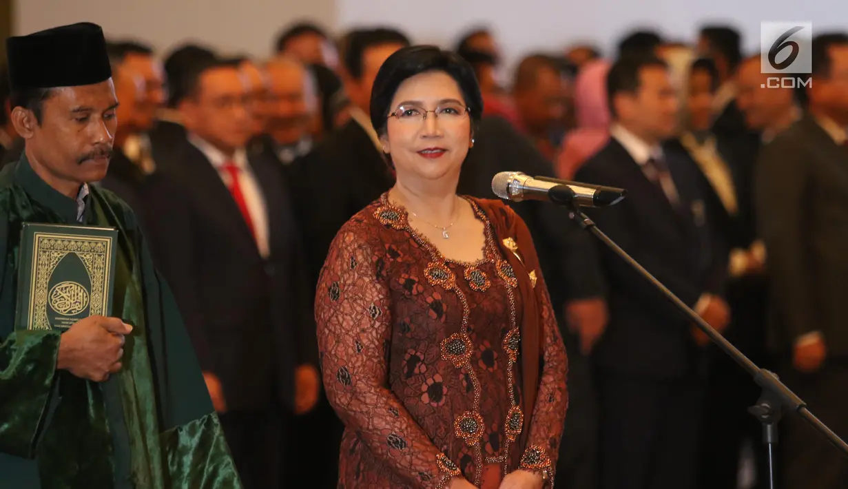 Destry Damayanti saat dilantik menjadi Deputi Gubernur Senior Bank Indonesia di Gedung MA, Jakarta, Rabu (7/8/2019). Destry dilantik menjadi Gubernur Senior BI periode 2019-2024. (Liputan6.com/Angga Yuniar)
